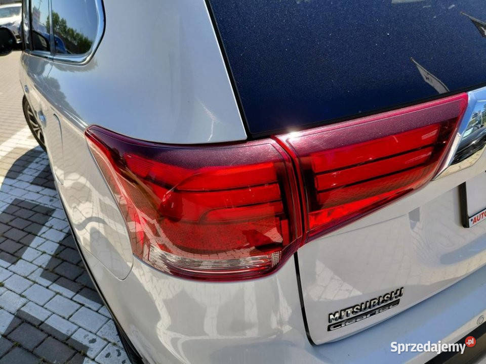 MITSUBISHI Outlander 2017r FV23 Salon ASO Kamera sprzedam