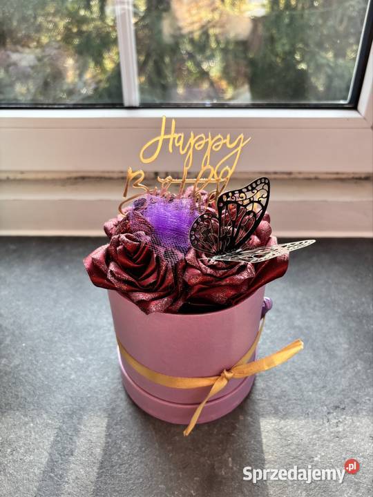 Mały Bukiet kwiatów ze wstążek Flowerbox Kikół