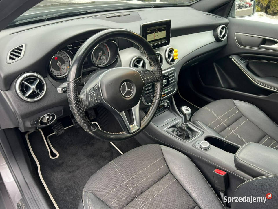 Mercedes GLA 200 Panorama Sportowe fotele PDC elektryczne lusterka Baranowo