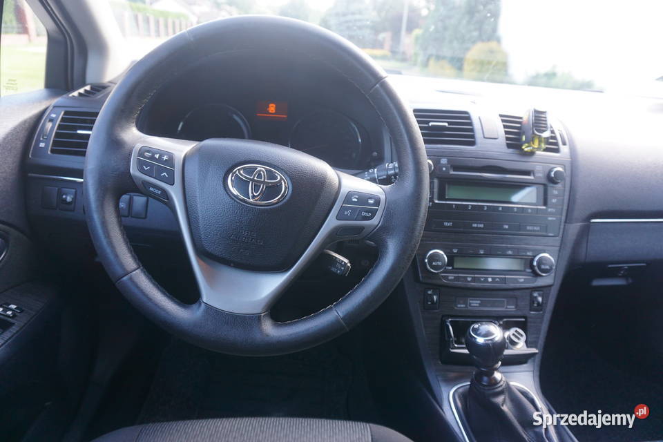 Niezawodna rodzinna Toyota Avensis III Kombi radio sprzedam