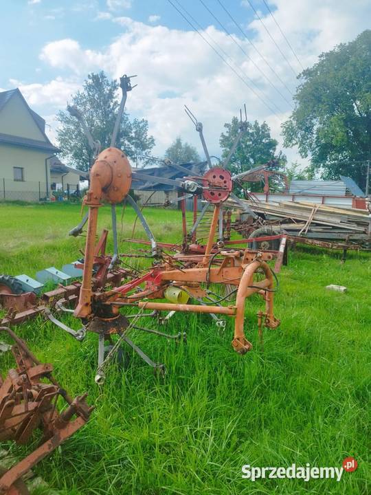 Przedsąsarka do siana Pottinger Hit64 Spytkowice