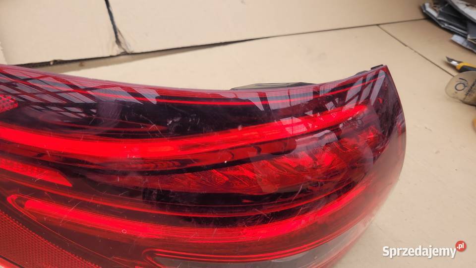 MERCEDES W205 LIFT KOMBI LAMPA LED LEWA TYŁ Lampy tylne Lampy tylne Ruda Śląska
