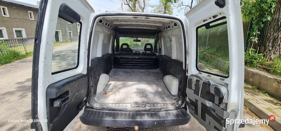 Combo 2010 manualna Opel