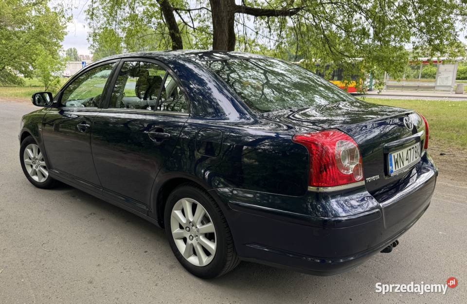 Toyota Avensis 18 132 Bogate wyposażenie 4/5