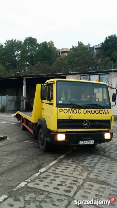 Mercedes 814 Autolaweta TANIO z powodu wyjazdu radio / CD kujawsko-pomorskie