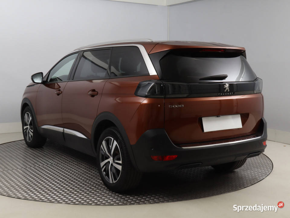 Peugeot 5008 12 Hybrid