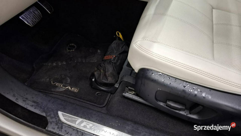 Land Rover Range Rover VELAR 30 SD6 RDynamic S Range Rover Velar Grójec