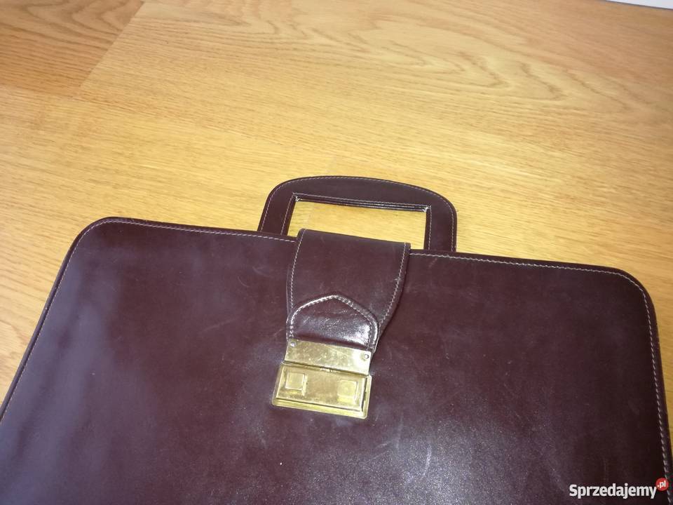Aktówka skórzana biznesowy niezbędnik w stylu mazowieckie Warszawa