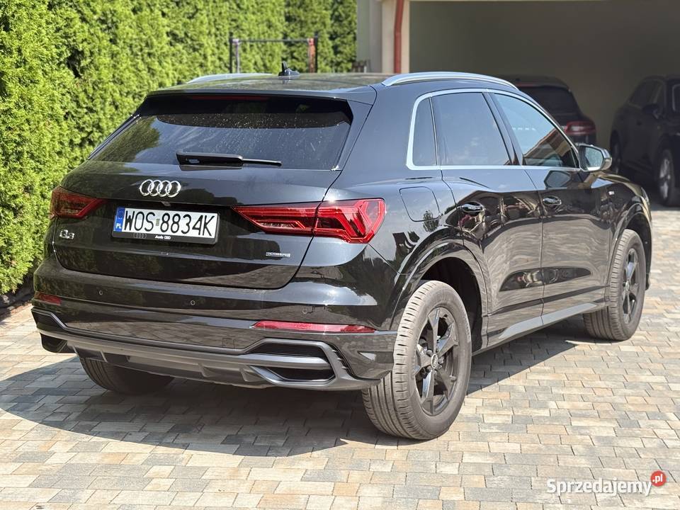 Audi Q3 2021 245 20 TFSI Quattro światła do jazdy dziennej Czerwin
