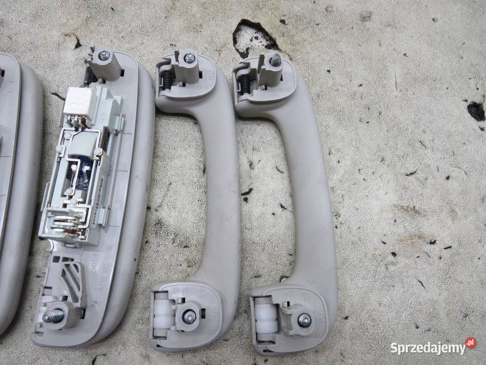 RĄCZKA PODSUFITKI JEEP WK2