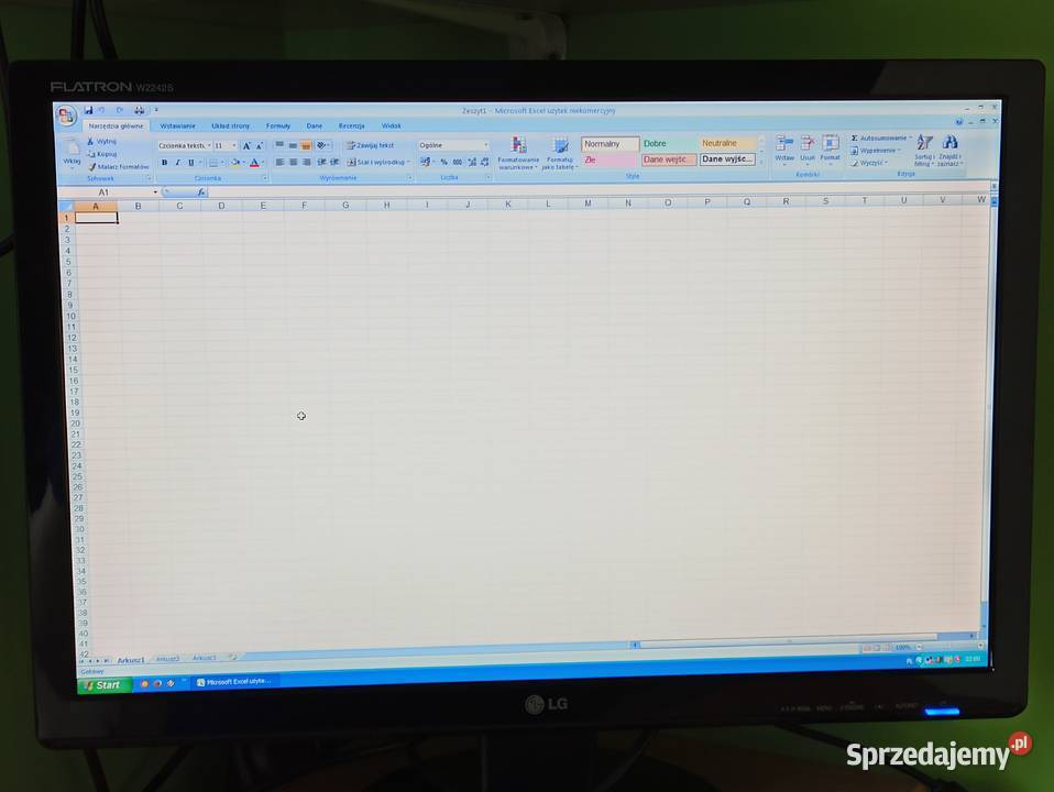 Monitor LCD LG 22 cale 300 nitów Oława