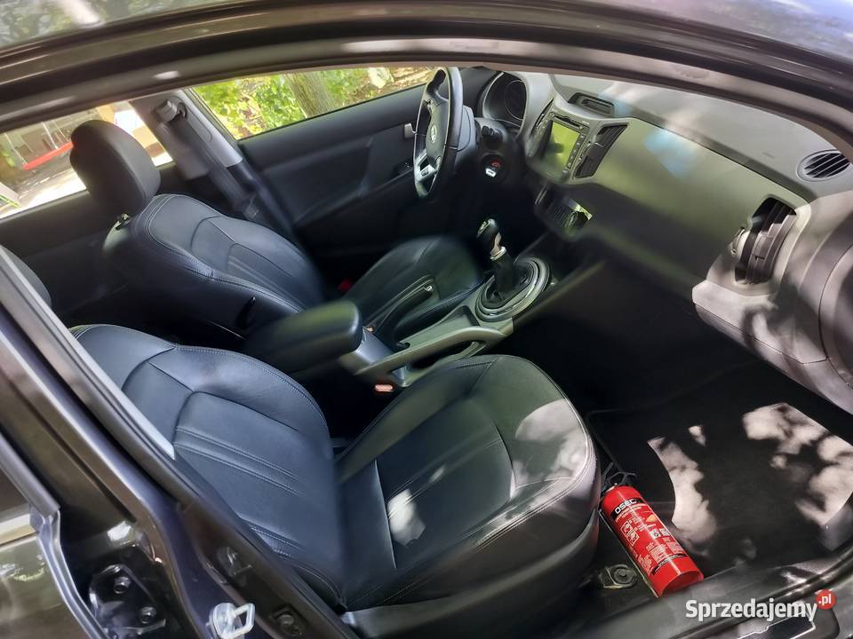 KIA SPORTAGE SKÓRY NAVI KAMERA Komorniki