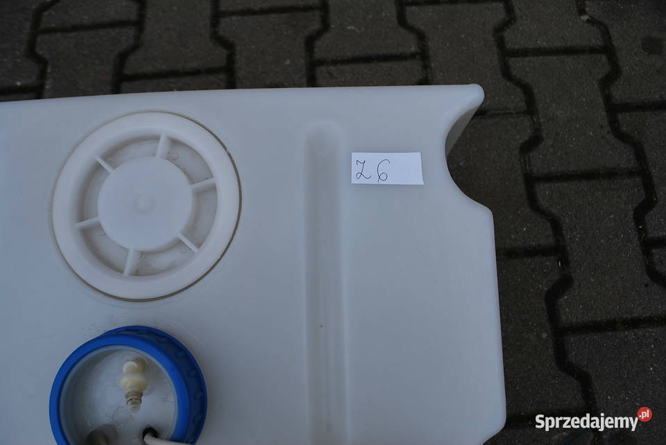 ZBIORNIK NA WODĘ Z POMPKĄ I WLEWEM Grzebowilk