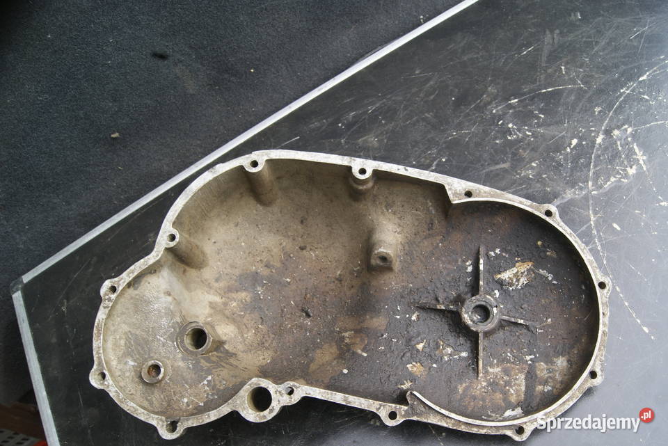 DEKIEL SILNIKA POKRYWA SILNIKA TRIUMPH 204 B Skrzynie biegów śląskie Rybnik sprzedam