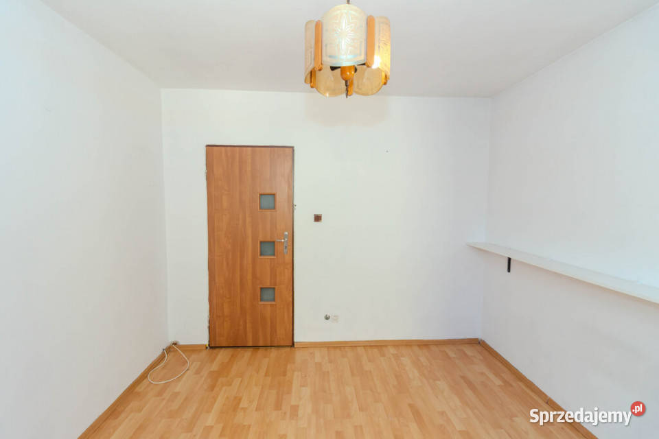 23 pokoje 2 piętro 672m2 Siennieńska Ostrowiec Świętokrzyski