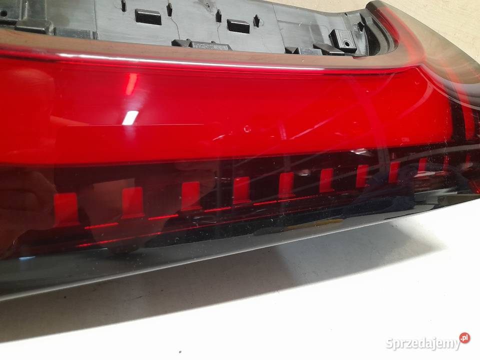 VW T7 TRANSPORTER LAMPA PRAWA TYLNA TYŁ LED Goleniów
