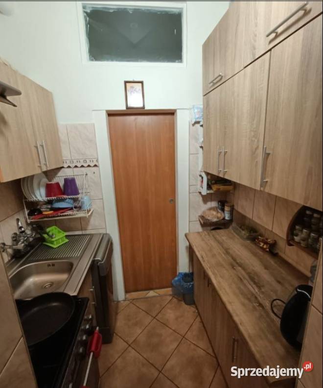 2pok 48met Jagiellońskiej PIWNICA Legnica Piętro 1