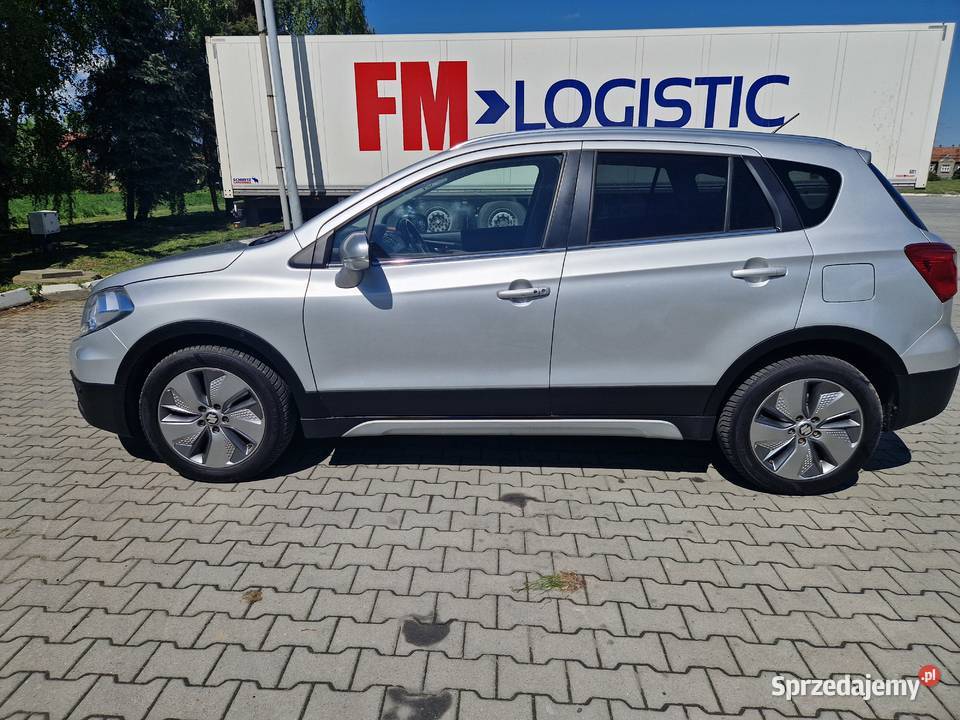 Suzuki SX4 SCross 16 BENZ 4X4 2016R Samochody osobowe Tarnów