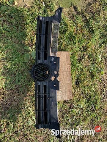 Atrapa przednia golf 4 Lututów