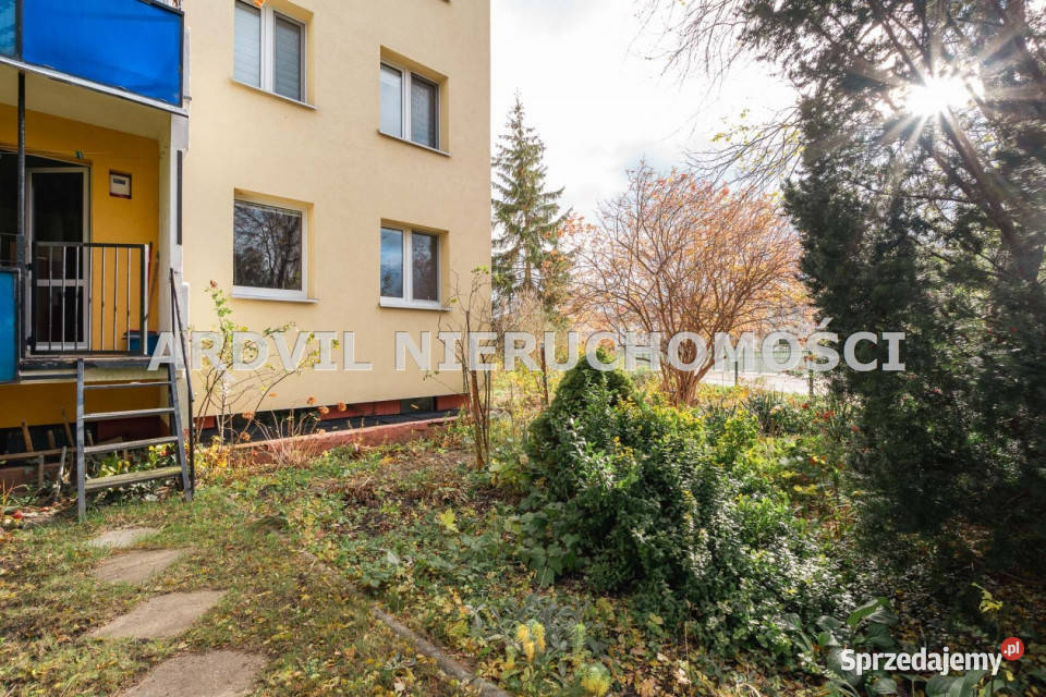 Mieszkanie 773m2 3 pokoje Białystok Storczykowa Rok budowy 1989 podlaskie sprzedam