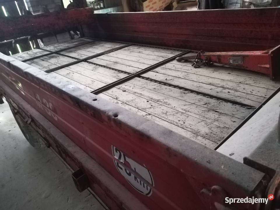 Rozrzutnik 25t nieuszkodzony sprzedam