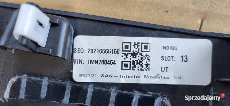 DOLNA DESKA ROZDZIELCZA OSŁONA KOLAN KIEROWCY Mojusz sprzedam