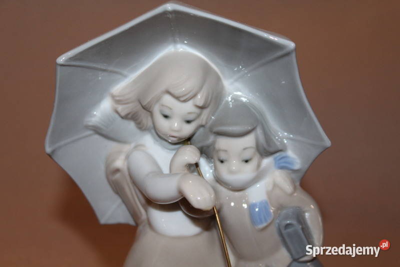 Figurka dzieci pod parasolką Zaphir 817 Szczecin