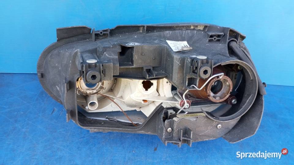 LAMPA PRAWY PRZÓD REFLEKTOR XENON EU 1J1941016P Nowy Tomyśl