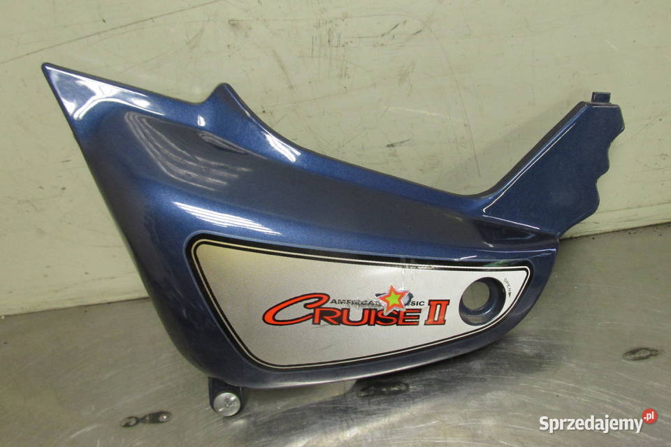 Lewy boczek pod siedzeniem Hyosung GA 125 Cruise Sandomierz