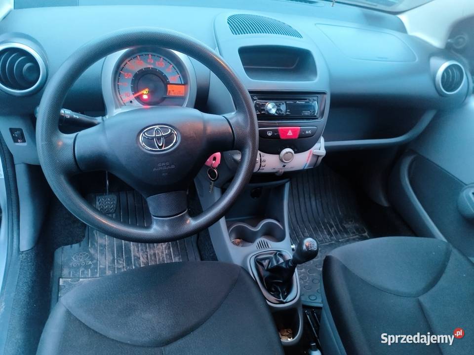Toyota Aygo 10 Benzyna nieuszkodzony Aygo Wolbrom sprzedam