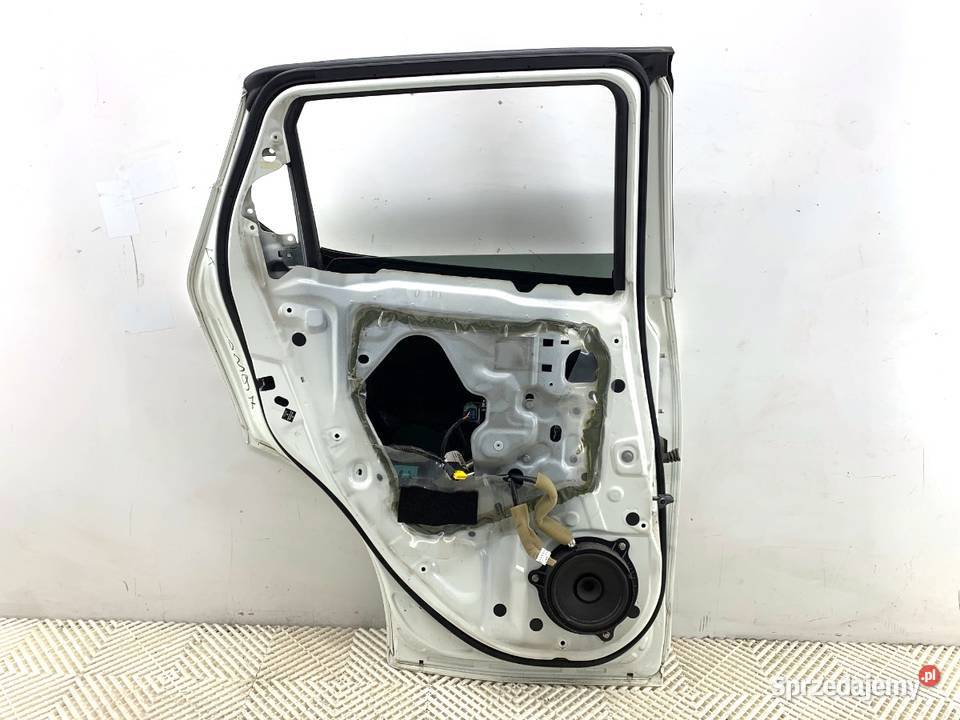 DRZWI LEWY TYŁ NISSAN JUKE F15 Crossover WHITE Drzwi