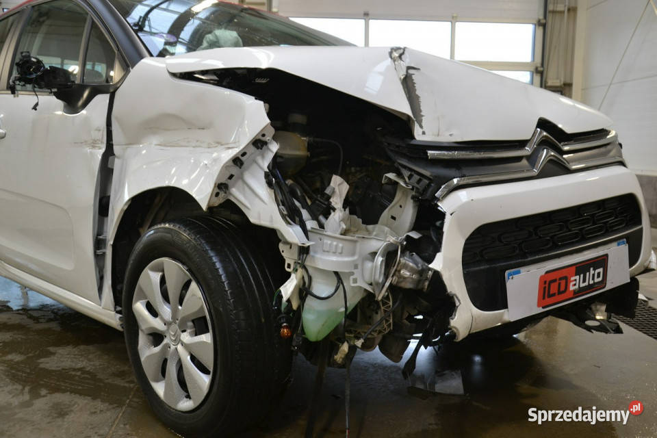 Citroen C3 OSOBOWY 12 benzyna 82 tablet uszkodzony Kęty sprzedam