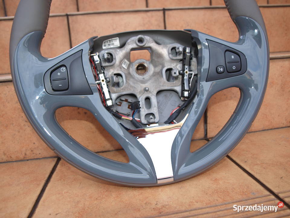 Renault Clio 4 kierownica skórzana nowa 2013 kierownice Kalisz