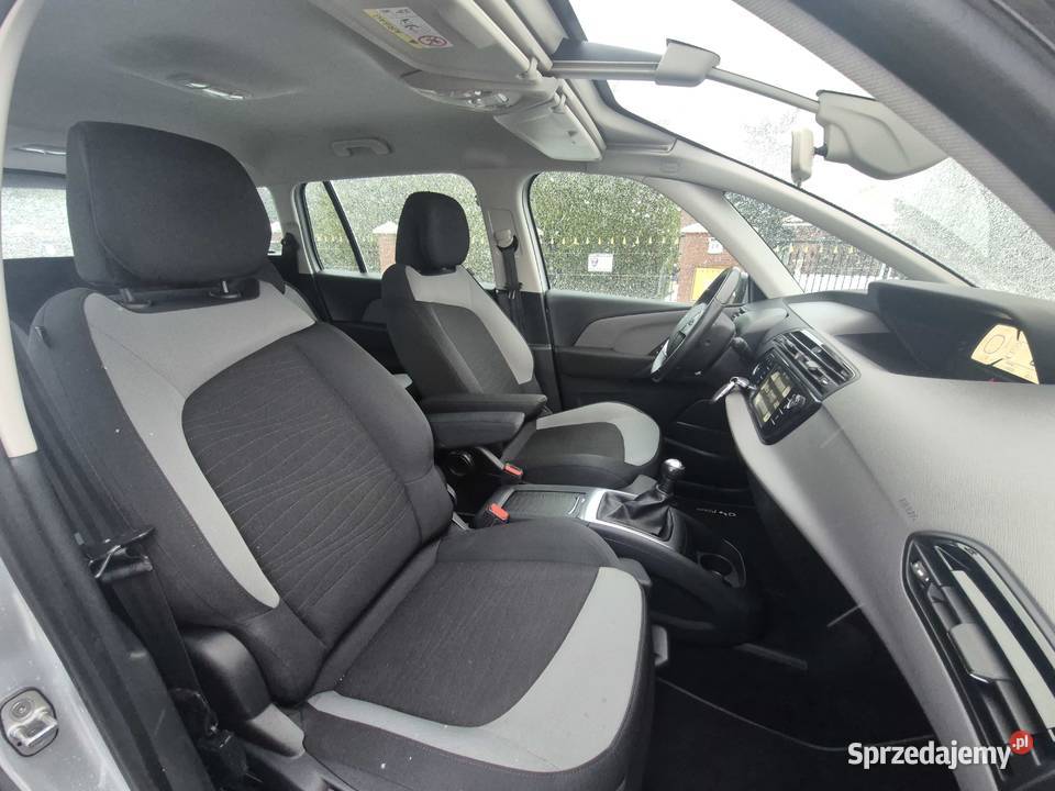 16 nawigacja mały przebieg serwisowany zadbany Jarocin