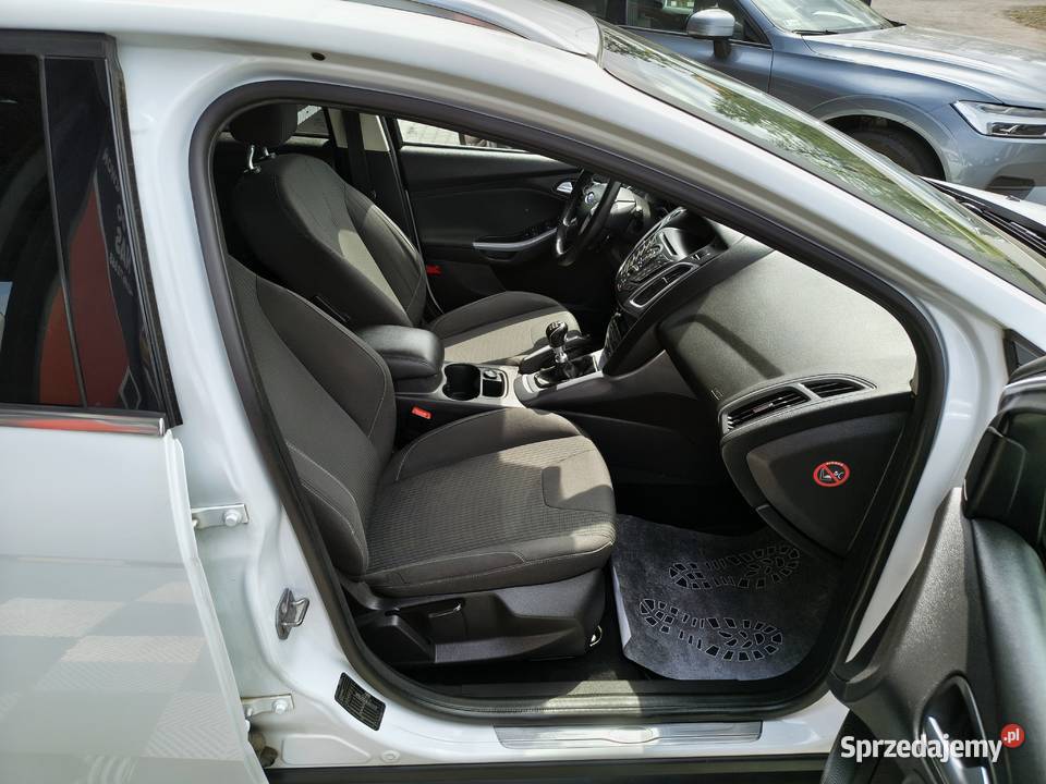 Ford Focus 2012 Benzyna Zadbany Dwa Kpl kół Zarszyn sprzedam