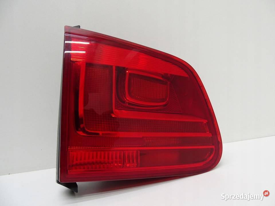 LAMPA LEWY TYŁ LEWA TYLNA W KLAPĘ 5N0945093H VW
