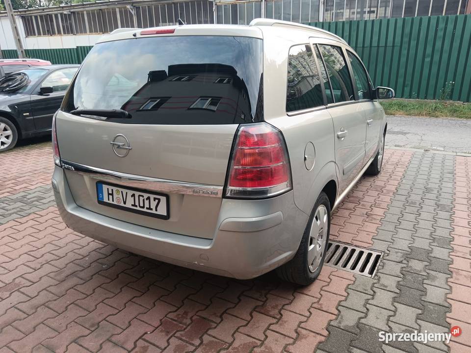 Opel Zafira B 7 osobowa gaz CNG hak holowniczy Tarnów