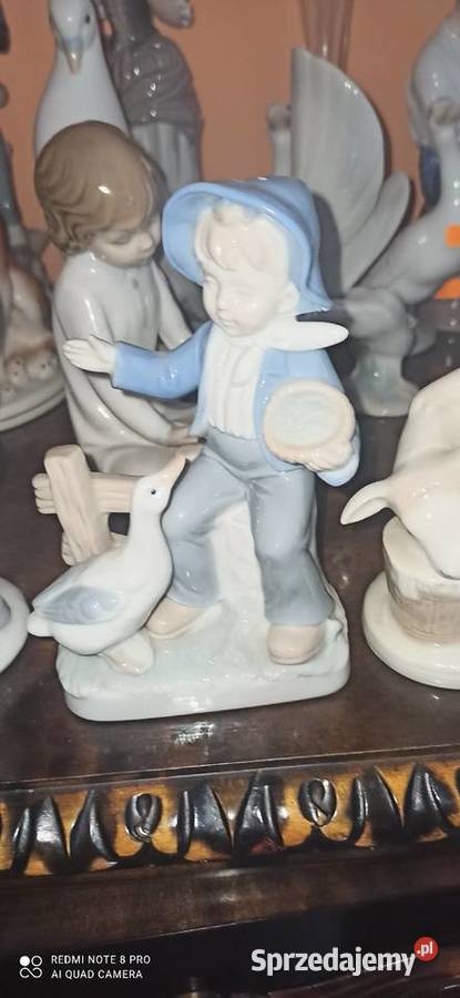 Figurka Dzieci na płocie z koszyczkiem SygTerra Porcelana i szkło Gdańsk sprzedam