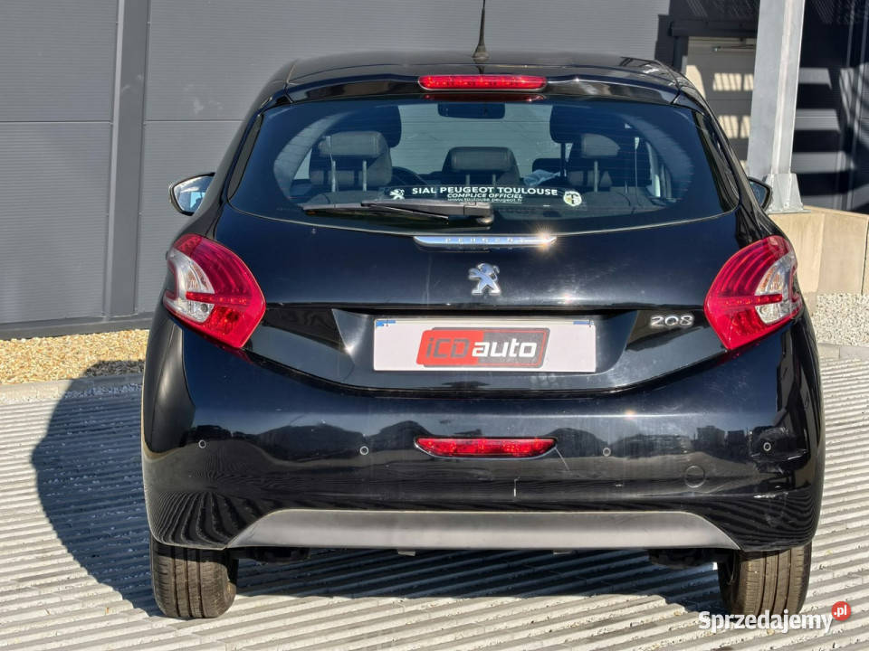Peugeot 208 12 benzyna 82 klimatyzacja tablet sprzedam
