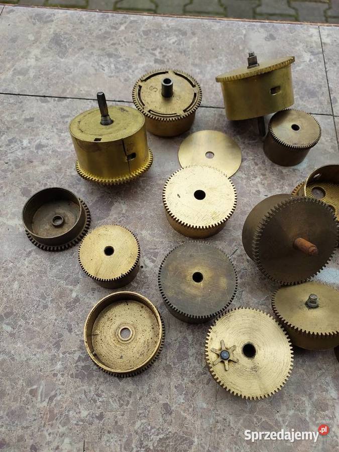 Zestaw 20 bębny mechanizmów starych zegarów Tczew