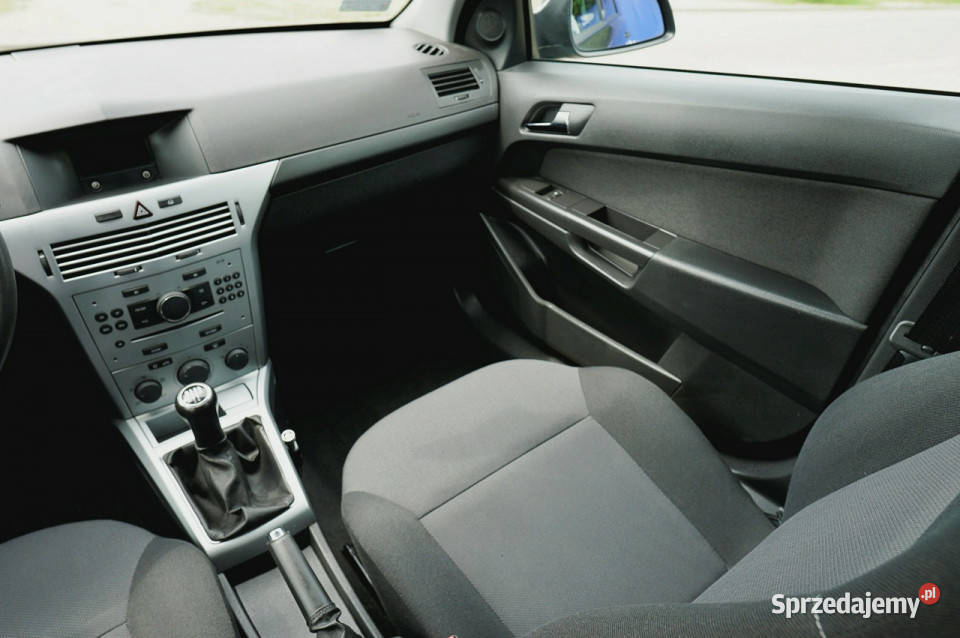 Opel Astra REZERWACJA H 20042014 Astra Warszawa