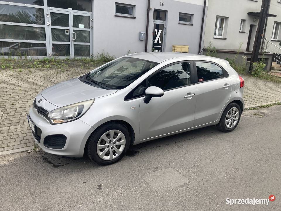 Kia Rio 2011r 12 benzyna klima poduszka powietrzna Rio Mikołów sprzedam