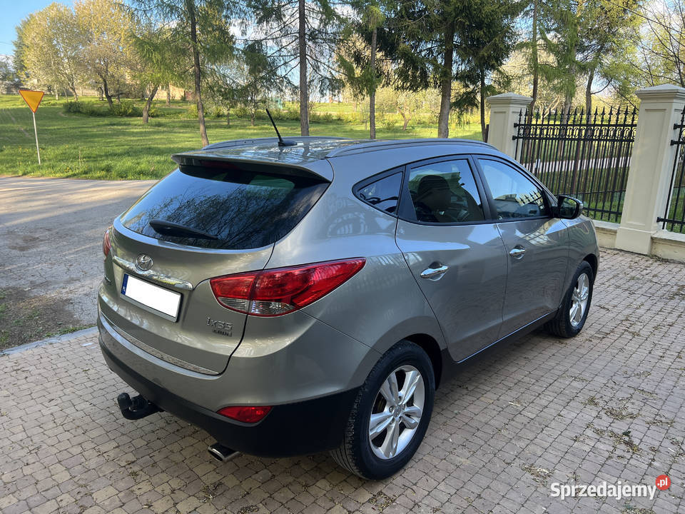 Hyundai ix35 20 CRDi 184 Premium PółSkóra Rok produkcji 2011 Nowa Słupia