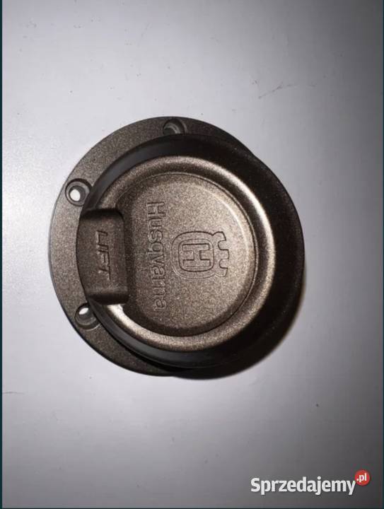 Wlew paliwa Husqvarna Svartpilen 125