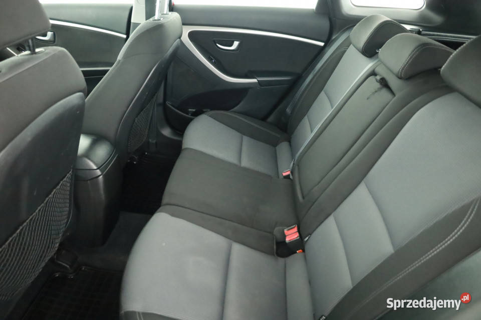 Hyundai i30 16 CRDi ESP Piaseczno sprzedam