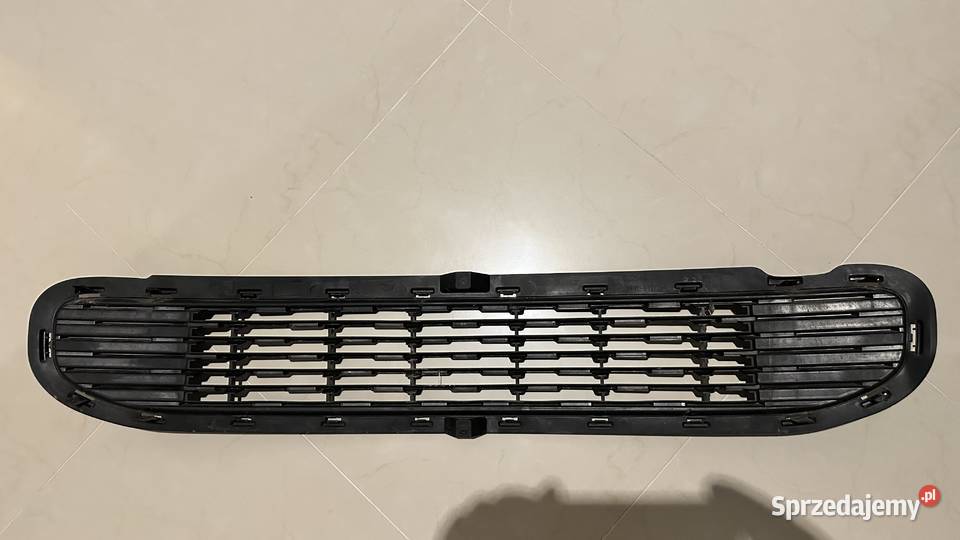 Renault Twingo III Lift Kratka Atrapa Zderzaka osobowe małopolskie Radziszów