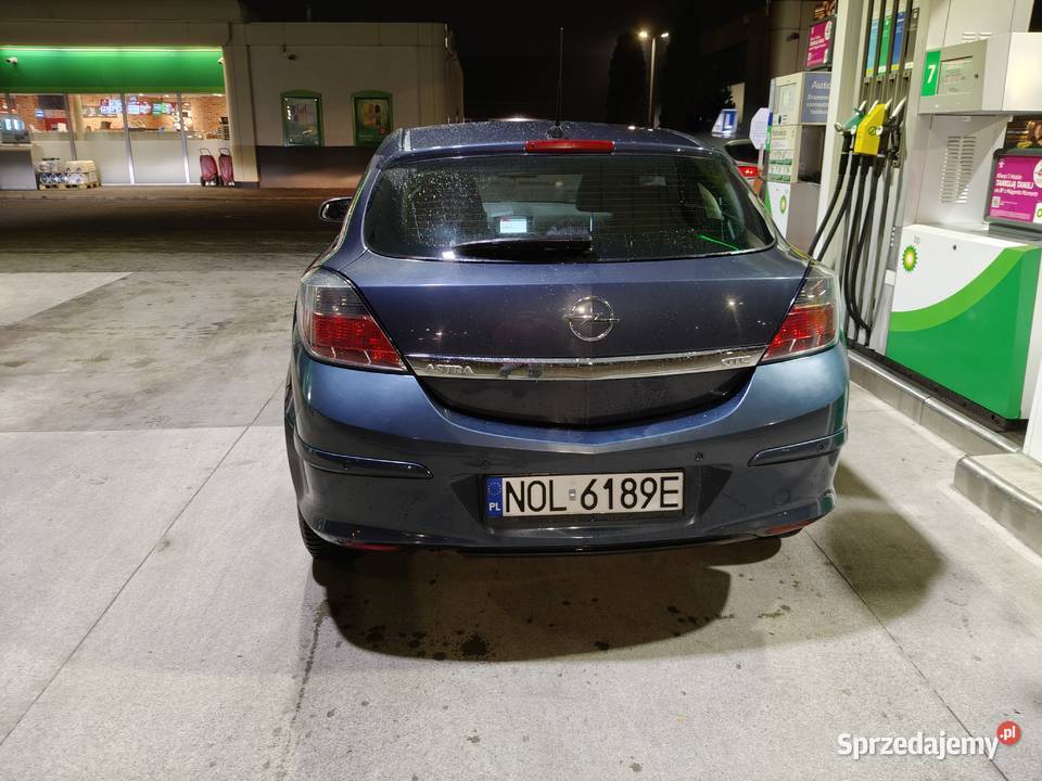 Opel astra h 16 gtc welurowa tapicerka sprzedam