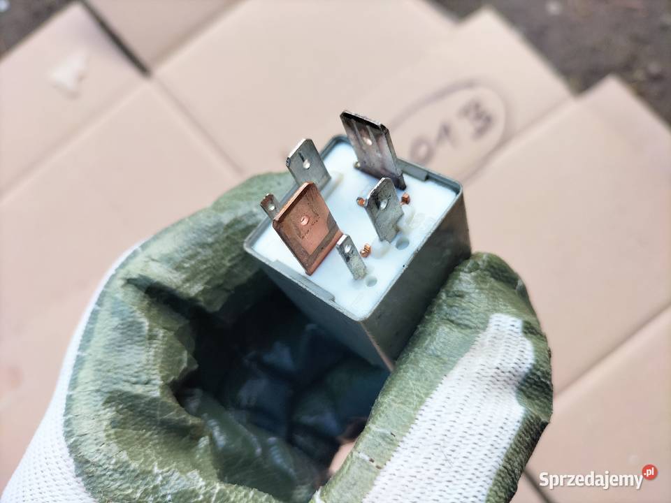 PRZEKAŹNIK 212 443951253E Kamień-Kolonia