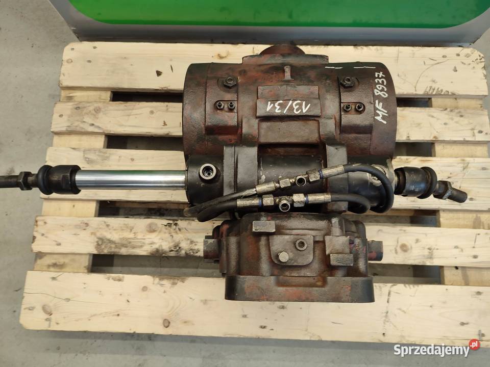 Atak Massey Ferguson 8937 13x31 wielkopolskie sprzedam
