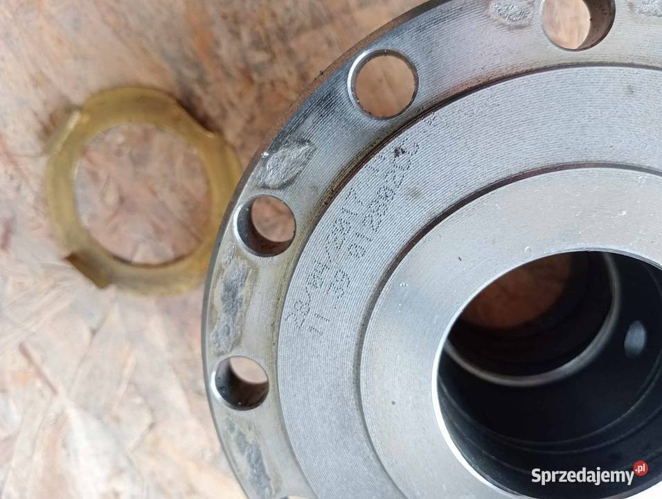 obudowa mostu osi mechanizm różnicowy Merlo koła Koszanowo